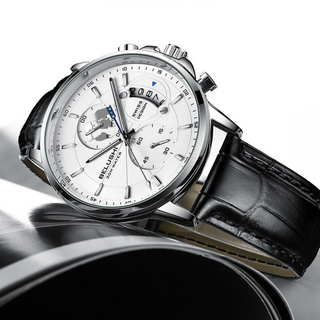 Montre de sport à quartz à la mode